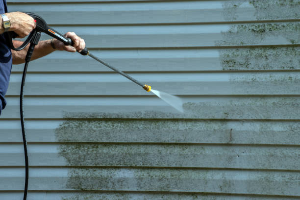 Best Commercial Pressure Washing  in Meadowbrook, CA